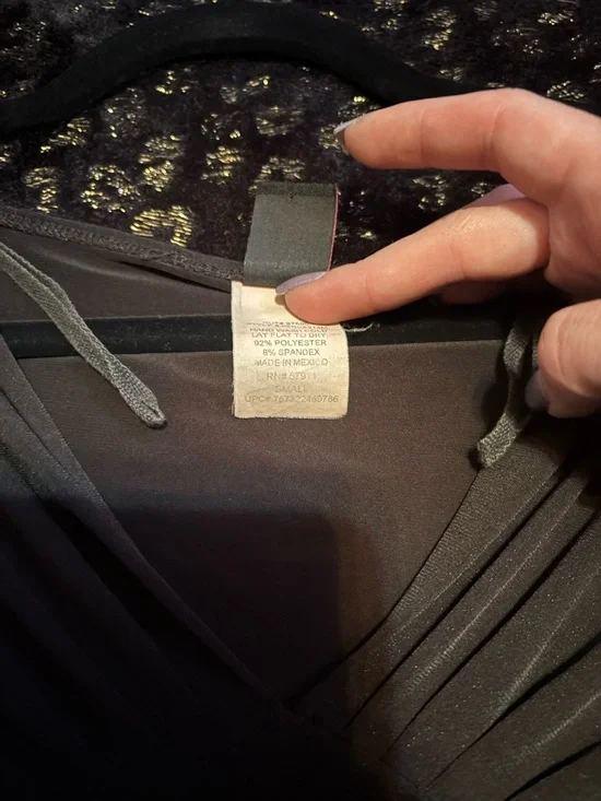 Y2K Wrapper Black V-Neck 3/4 Sleeve Women's Top Curvy Slimming Look - Picture 4 of 5